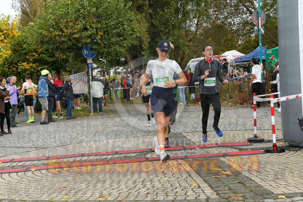241020_1102_EX1_0749 | Sportfotografie im Rhein-Sieg Kreis, Köln, Bonn, NRW, Rheinland Pfalz, Hessen, etc. Unser Tätigkeitsfeld umfasst den Laufsport vom Volkslauf über den Marathon, Duathlon, Triathon bis zum Ultralauf wie Kölnpfad Ultra oder Schindertrail.