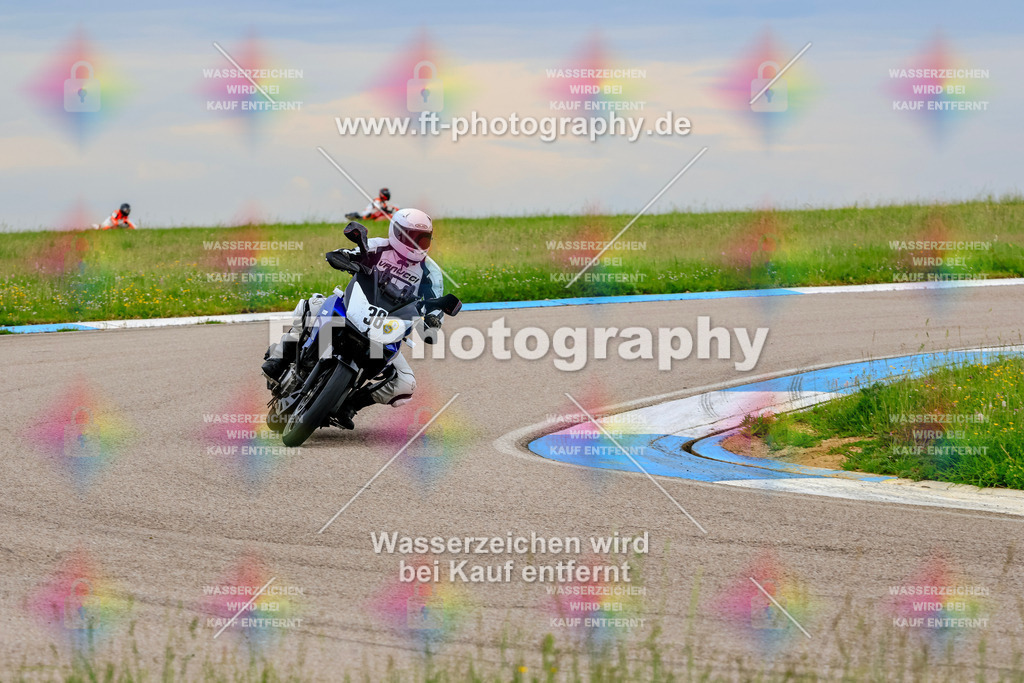 MotoTeam-1628 | Hier findet Ihr Bilder von Touristenfahrten auf der Nürburgring Nordschleife oder von anderen Veranstaltungen die ich besucht habe. Viel Spass beim Durch Schauen 