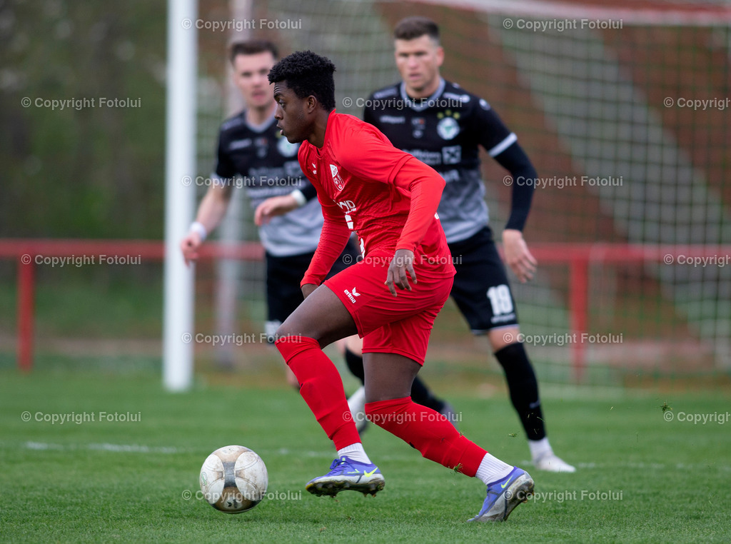 A_LUI_16042022_57 | SPORT,FUSSBALL,LT1 OOE LIGA ASKOE OEDT-SV MICHELDORF 16.04..2022 IM BILD:FRANCIS SARFO MENSAH (OEDT)  FOTO:FOTOLUI