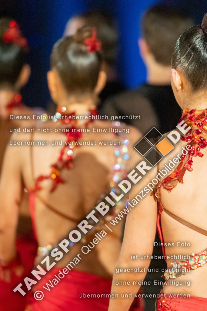 20260321-13421 | Hier finden Sie Tanz Bilder vom Latein und Standard Formationen tanzen. Sportbilder vom Tanzsport. Schöne Fotos und von Weltmeisterschaft, Europameisterschaft, Bundesliga, Regionalliga, Oberliga und Landesliga sowie von GOC Stuttgart, DanceComp, WM Bremen