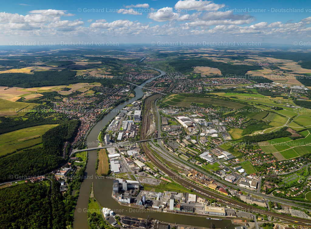 2737331 | Mainverlauf zwischen dem Neuen Hafen, Würzburg und Karlstadt