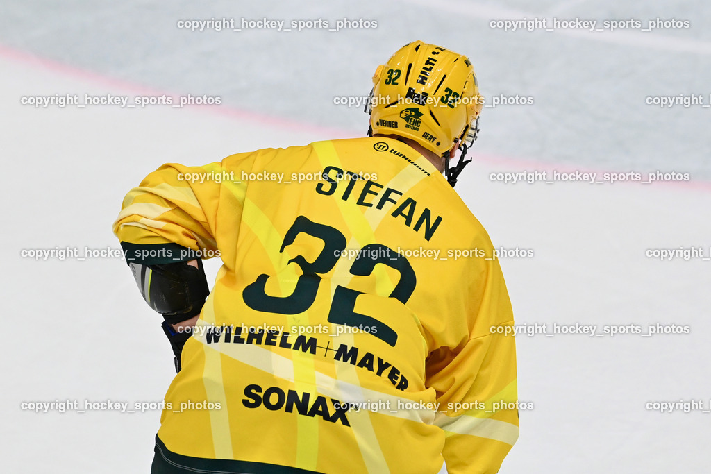ATSE Graz vs. EHC Lustenau | #32 Stefan Daniel EHC Lustenau, ATSE Graz vs. EHC Lustenau, ATSE Graz vs. EHC Lustenau am 14.02.2026 in Graz (Merkur Eishalle ), Austria, (Photo by Bernd Stefan)