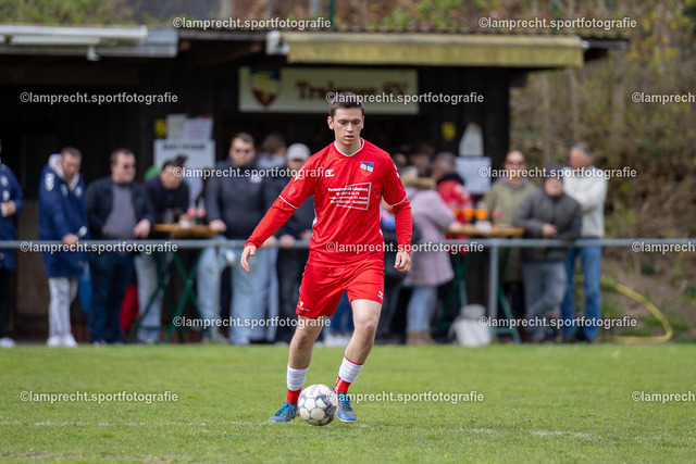 Fußball I Herren I Saison 2025-2026 I Kreisliga Süd I 27. Spieltag I Tralauer SV - Leezener SC 096 | Nis Janus (4, Tralauer SV) - Realisiert mit Pictrs.com