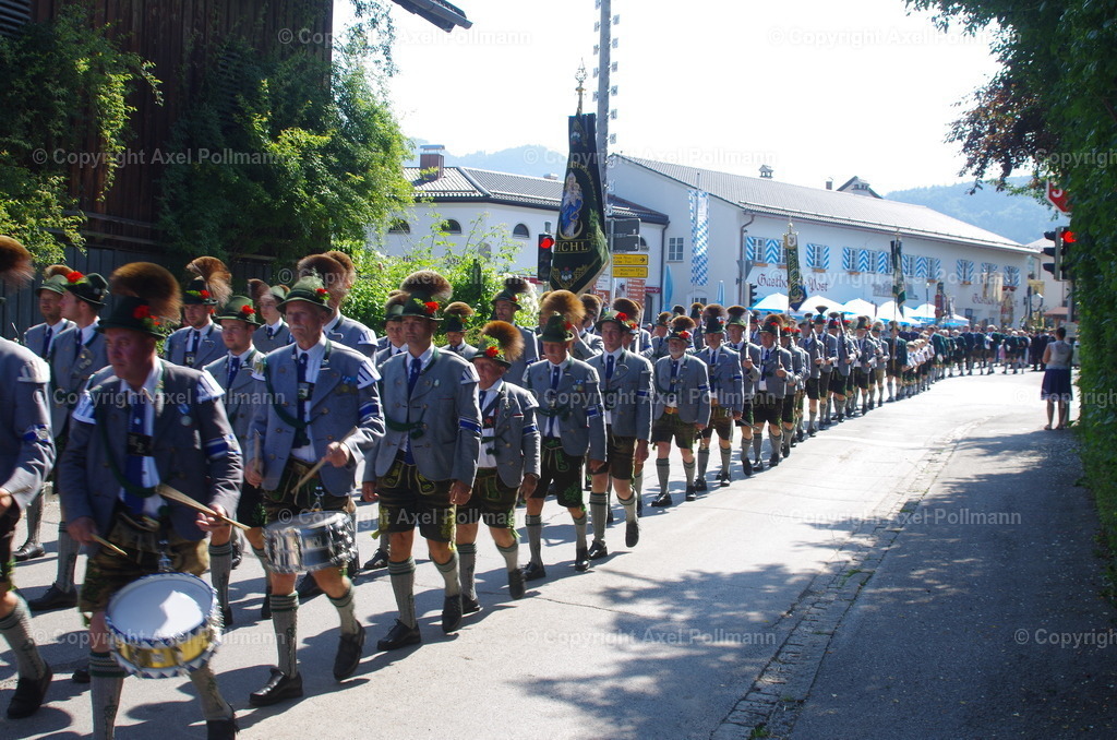 IMGP3990 | fotografiert von Axel PollmannLeonhardi Wallfahrt Benediktbeuern und Murnau, Fronleichnam, Fasching, Landschaft im Loisachtal und Benediktbeuern  - Realisiert mit Pictrs.com