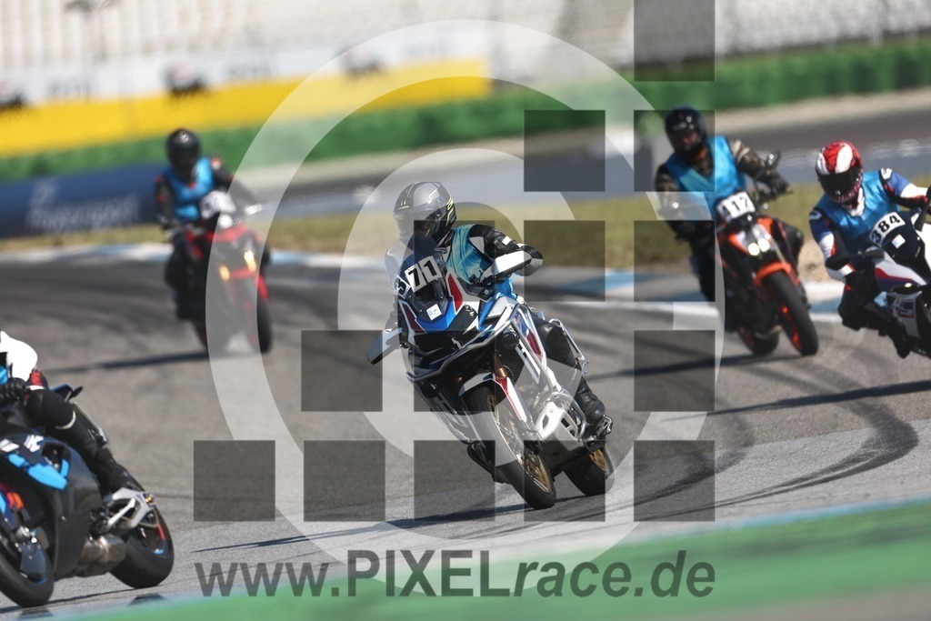 0371-20240624_00452 | Schöne Erinnerungen an spannende Momente - das festzuhalten ist unser Job. PIXELrace.de ist seit 2003 auf den Rennstrecken Europas unterwegs um die Action draußen beim Fahren und die wunderbare Stimmung imm Fahrerlager für euch einzufangen.