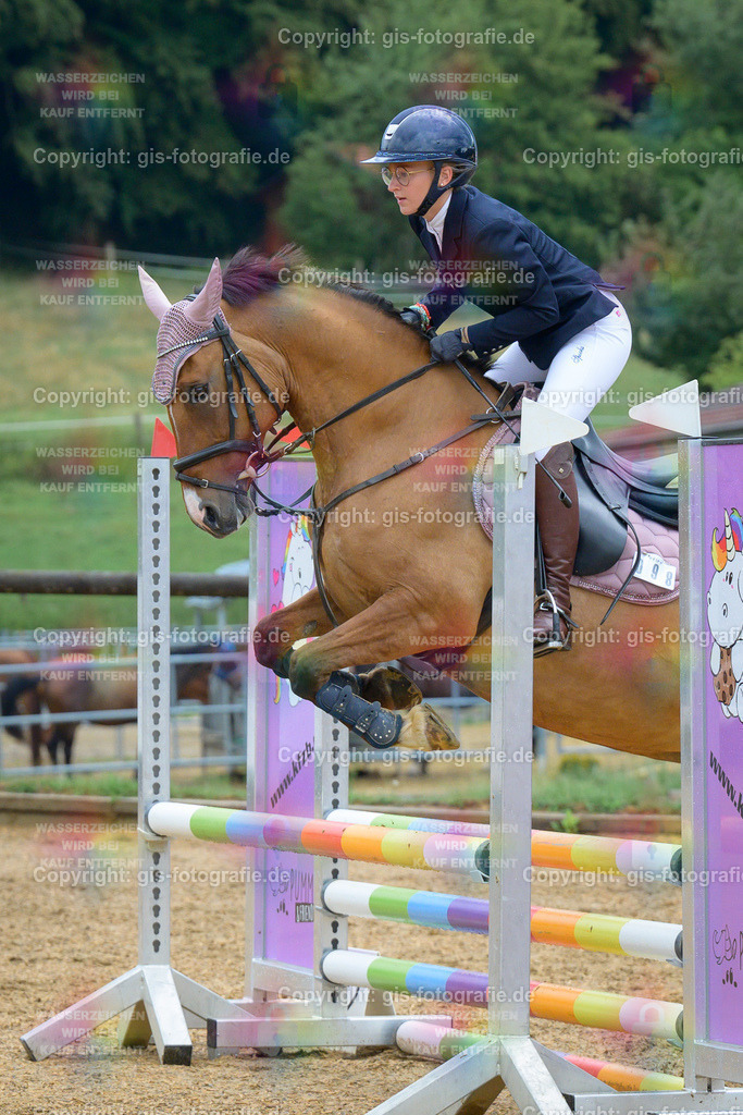 Rankel_Viktoria_Dancing-Dynamite_E_230729_01 | gis-fotografie