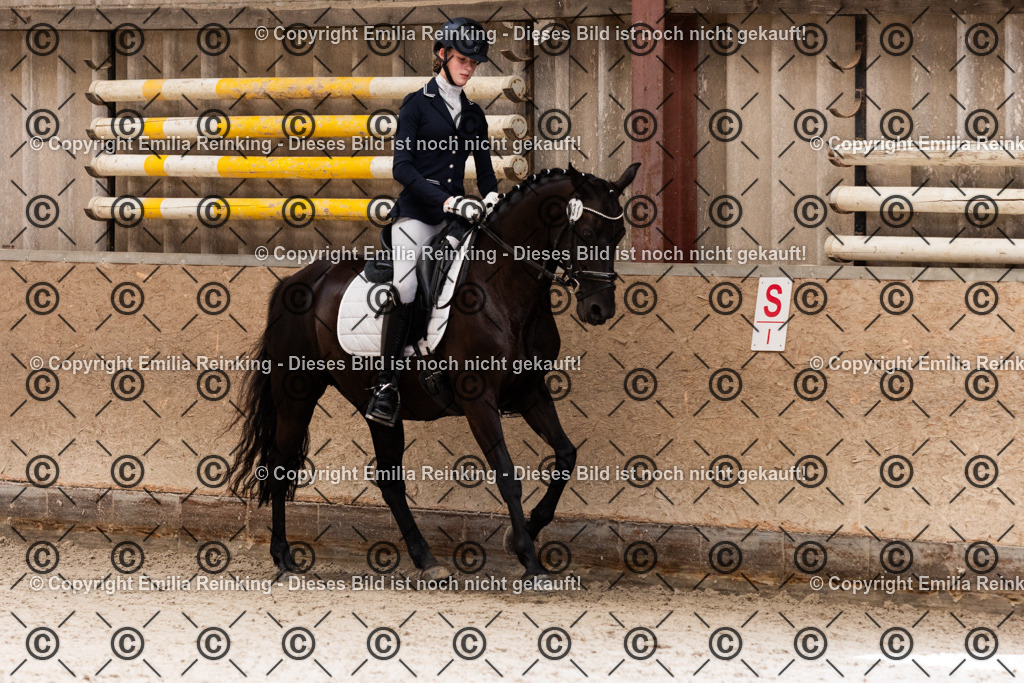 CL5A3978 | Emilia Reinking Fotografie - Realisiert mit Pictrs.com