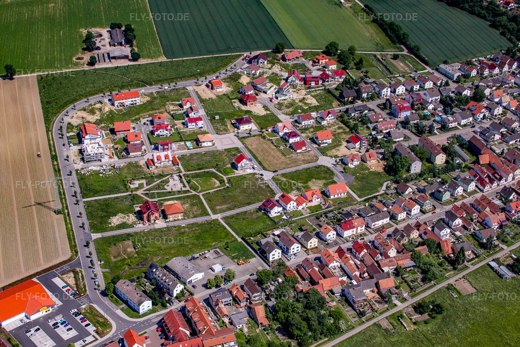 Luftbild: Am Höhenweg in Kandel im Bundesland Rheinland-Pfalz in Deutschland. Foto: IMG_18574.jpg vom 30.05.2009 durch Werner Riehm/FLY-FOTO.de