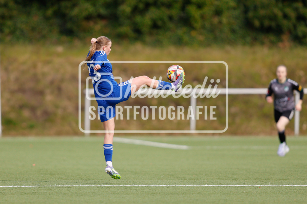 Fußball I Frauen I Saison 2025-2026 I Oberliga Niedersachsen I 16. Spieltag I BW Hollage - TuS Büppel I 15.03.2026-102 | realhellocedii - Realisiert mit Pictrs.com