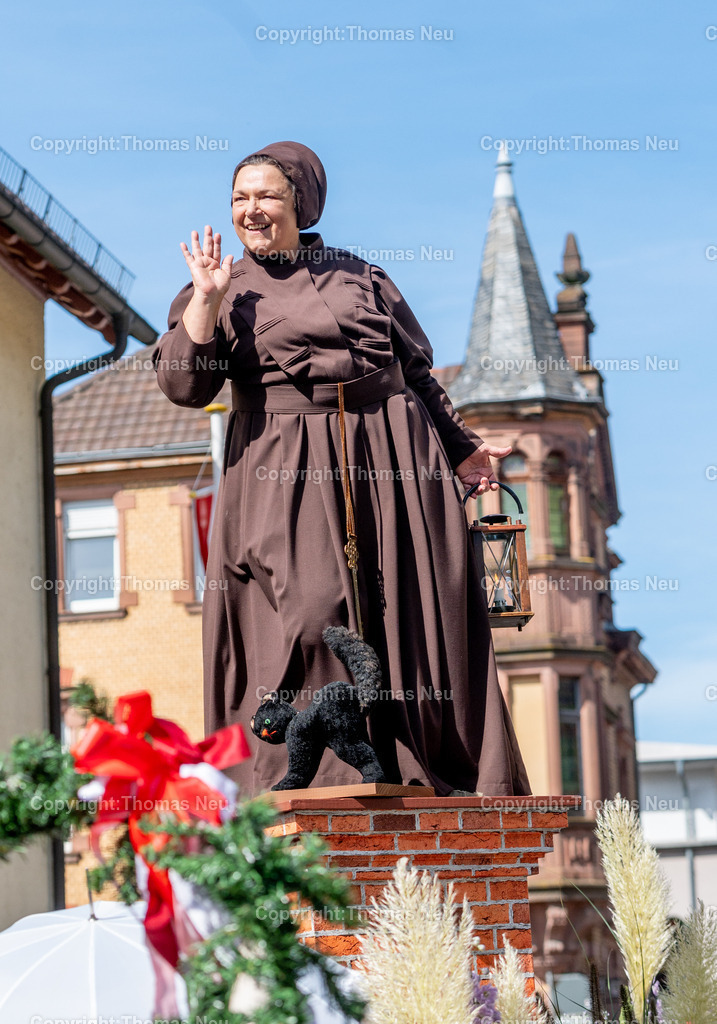 06_Winzerfestumzug-Bensheim | bbe, Bensheim, Winzerfestunmzug 2025, ,Doris Walter, Fraa vun Bensem, , Bild: Thomas Neu