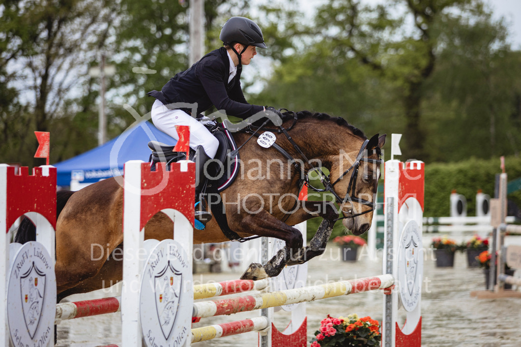 240426_Olfen-Vinnum_PonyTrophy-246 | Deine schönsten Turniermomente als professionelle Fotos! Entdecke hochwertige Pferdesport-Fotografie im Online-Shop. Jetzt Fotos finden & bestellen!