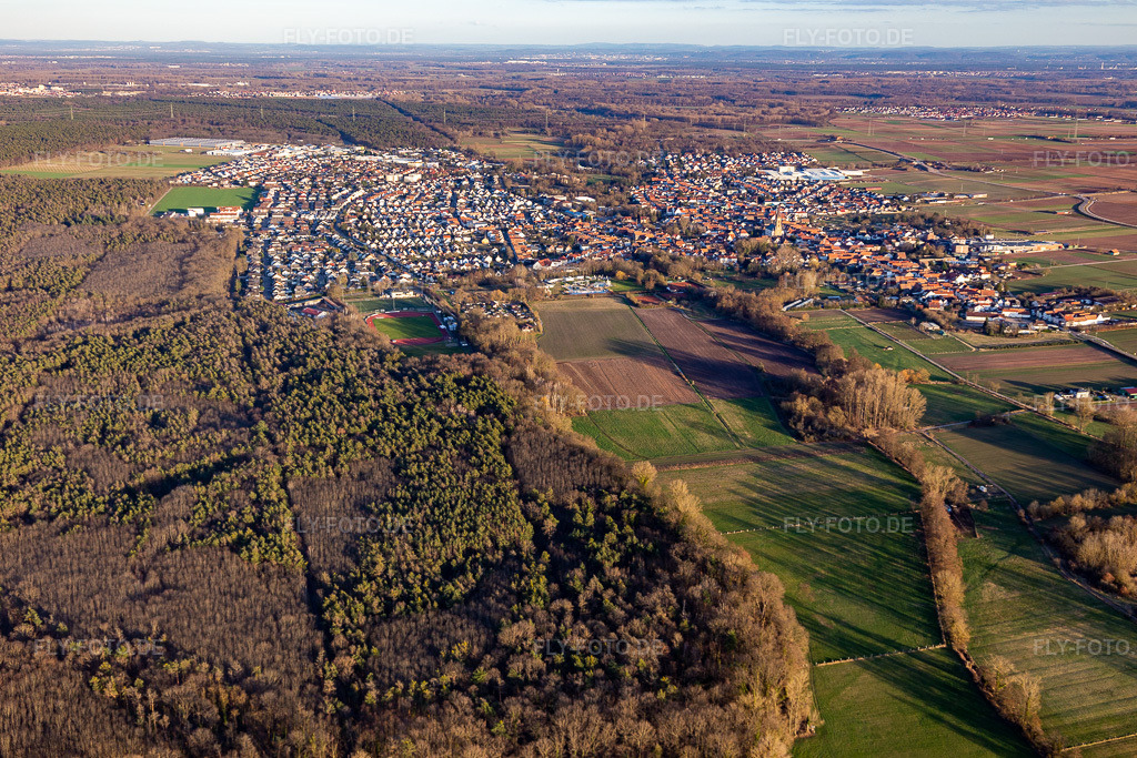 Luftbild:  in Bellheim im Bundesland Rheinland-Pfalz in Deutschland. – Foto: IMG_130708.jpg vom 23.02.2022 durch Werner Riehm/FLY-FOTO.de – Auflösung des Originals: 5383 x 3588 px – Verbandsgemeinde Bellheim