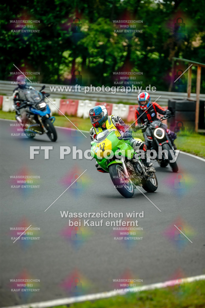 VBK-3711 | Hier findet Ihr Bilder von Touristenfahrten auf der Nürburgring Nordschleife oder von anderen Veranstaltungen die ich besucht habe. Viel Spass beim Durch Schauen 
