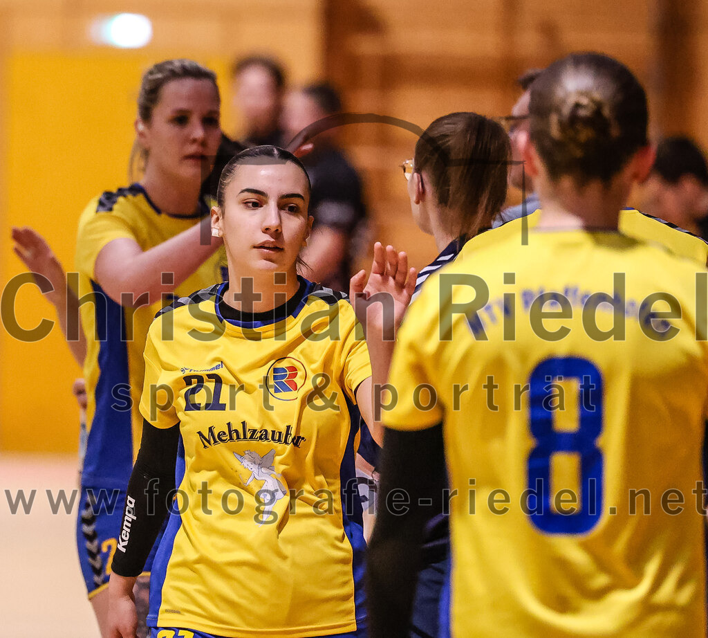 2025-02-15_137_SpVgg_Altenerding_gegen_MTV_Pfaffenhofen | Erding, Deutschland, 15.02.2025:Handball, Bezirksoberliga Frauen Altbayern 2024 / 2024, 14. Spieltag, SpVgg Altenerding gegen MTV Pfaffenhofen, Endergebnis: 27:23Annalena Krajina (MTV Pfaffenhofen, #21)Foto: Christian Riedel / fotografie-riedel.net