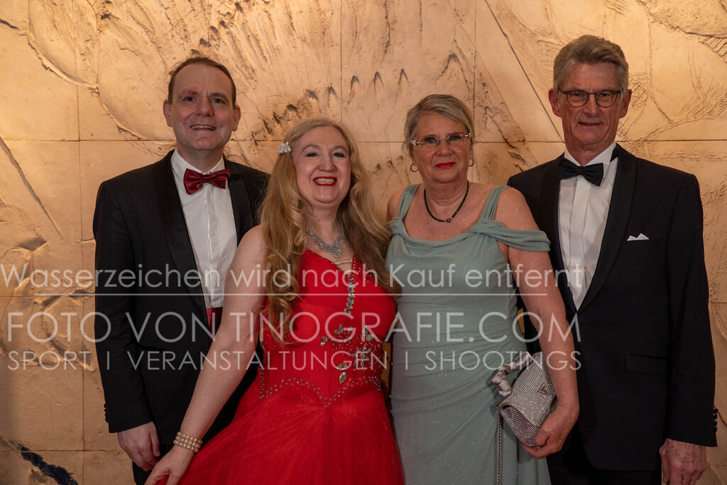 CCC_Frühlingsball_Teppich_byTINOGRRAFIE-19 | (c) TINOGRAFIE.COM