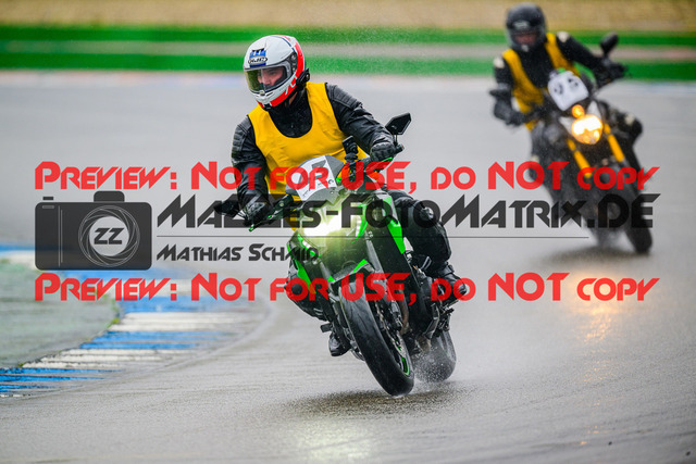 MaZZes_FotoMatrix_240521_6007705_5568 | INST