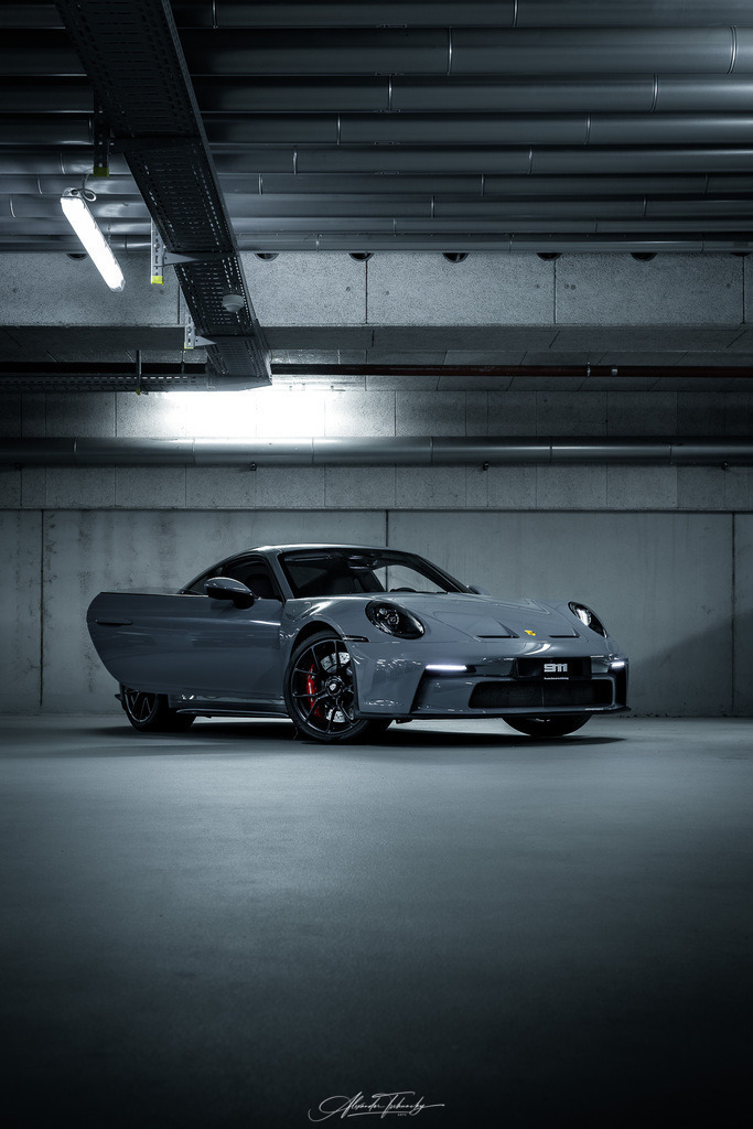911 GT3 Touring Clausi | Entdecken Sie die faszinierende Welt von Alexander Tschuncky Arts: Kreative Fotografie, atemberaubende Automobilkunst und hochwertiger Bilderdruck. Lassen Sie sich inspirieren! - Realisiert mit Pictrs.com