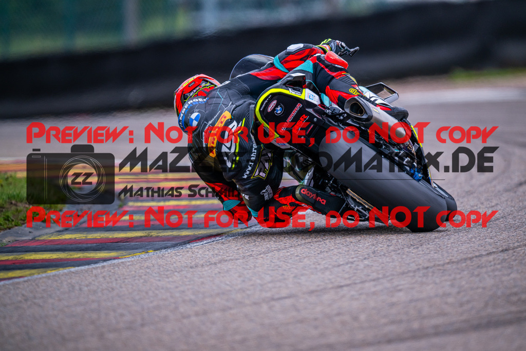 MaZZes_FotoMatrix_240503_6007705_9457 | SBK