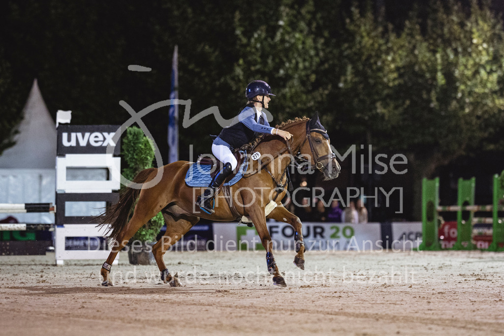 240913_OWLCh_Teamspringen-821 | Deine schönsten Turniermomente als professionelle Fotos! Entdecke hochwertige Pferdesport-Fotografie im Online-Shop. Jetzt Fotos finden & bestellen!