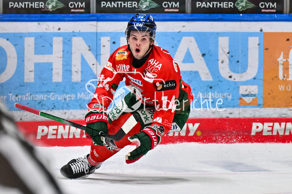 Augsburger Panther - Grizzlys Wolfsburg | Grenzenloser Jubel nach dem Siegtreffer zum 2-1 in der Verlängerung durch D. J. BUSDEKER (Augsburger Panther 14) / Tor / Torschuetze / Freude / Happy / DEL: Augsburger Panther - Grizzlys Wolfsburg; Curt Frenzel Stadion am 10.10.2025