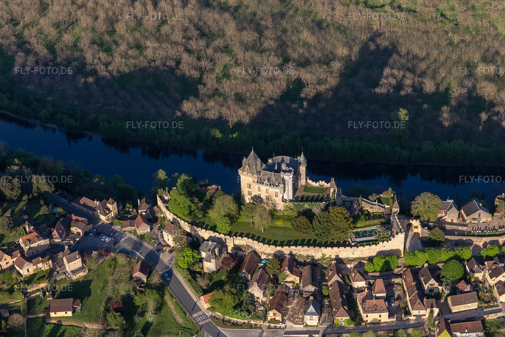 Luftbild: Montfort in Vitrac im Bundesland Dordogne in Frankreich. Foto: IMG_113606.jpg vom 16.04.2019 durch Werner Riehm/FLY-FOTO.de