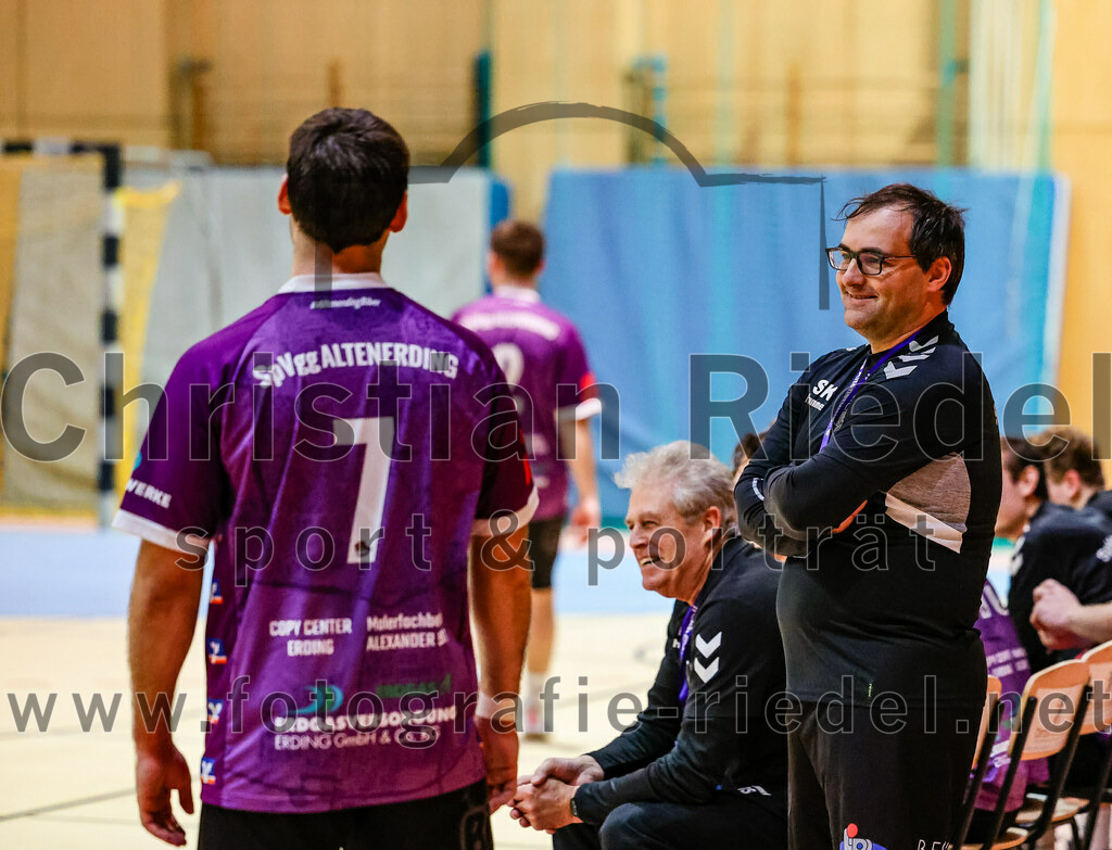 2023-12-16_087_SpVgg_Altenerding_gegen_HF_Scheyern | Erding, Deutschland, 16.12.2023:
Handball, Bezirksoberliga Männer 2023 / 2024, 11. Spieltag, SpVgg Altenerding gegen HF Scheyern, Endergebnis: 33:21

Foto: Christian Riedel / fotografie-riedel.net