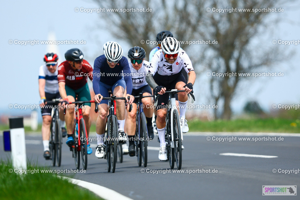 094_TRA56198 | Neusiedlersee Radmarathon 2026@sportshot_your_pictrs #yourpictures#roadtowm2029 #nrm #neusiedlerseeradmarathon #neusiedlersee #neusiedlerseetourismus #burgenland #mörbisch #nrm26 #burgenlandtourismus #voglundco #poweredbyburgenlandtourismus #radsport #rad #marathon #ucigranfondo #visitburgenland #ucigranfondoworldseries
