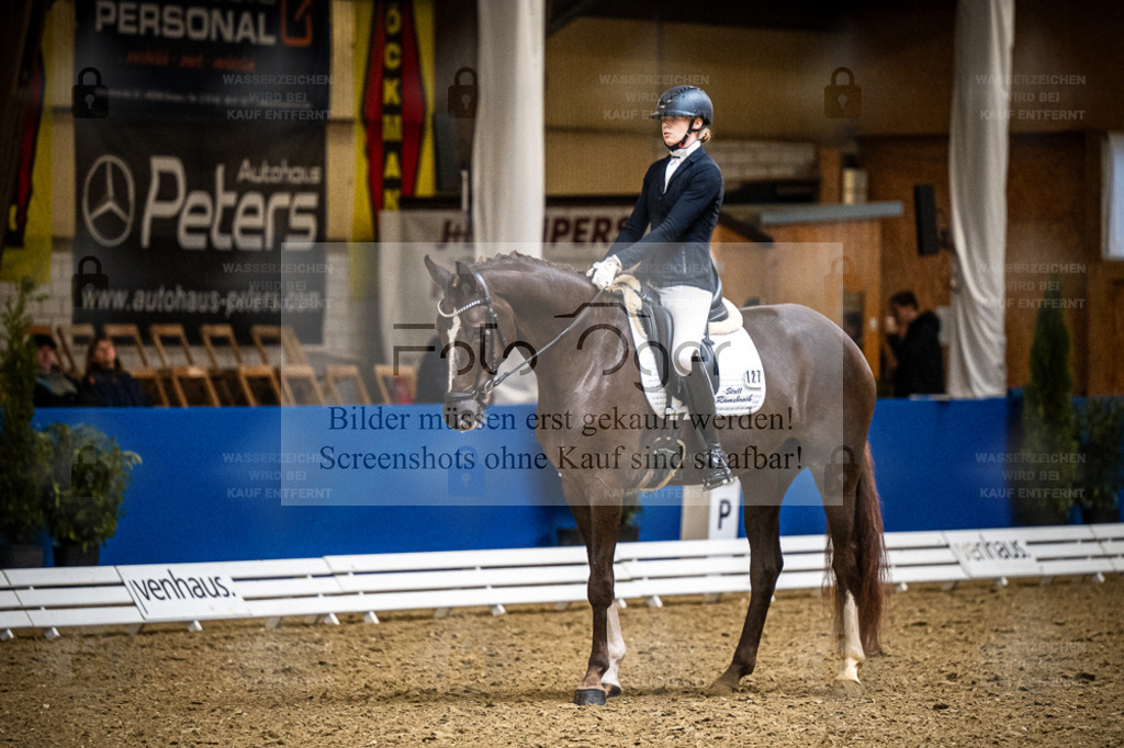 DOS_1828 | Entdecke hochwertige Reitturnierfotos von Foto Oger. Professionell, emotional und authentisch – jetzt Lieblingsmomente im Shop bestellen. - Realisiert mit Pictrs.com