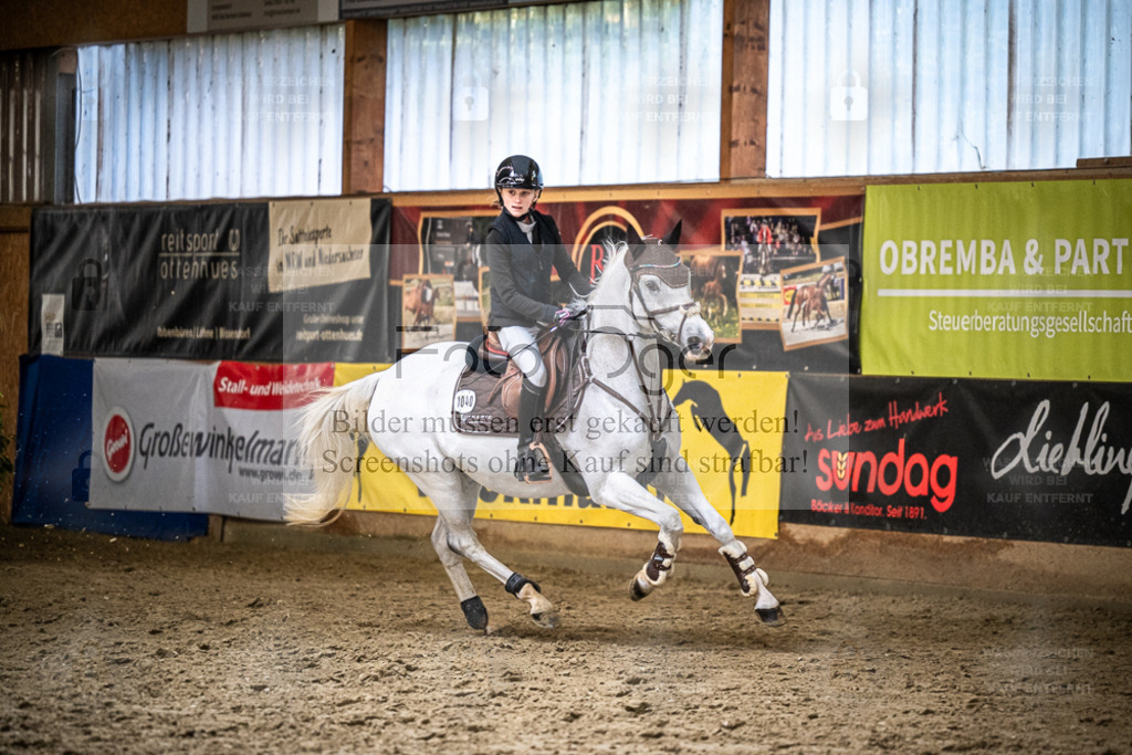 DOS_3087 | Entdecke hochwertige Reitturnierfotos von Foto Oger. Professionell, emotional und authentisch – jetzt Lieblingsmomente im Shop bestellen. - Realisiert mit Pictrs.com