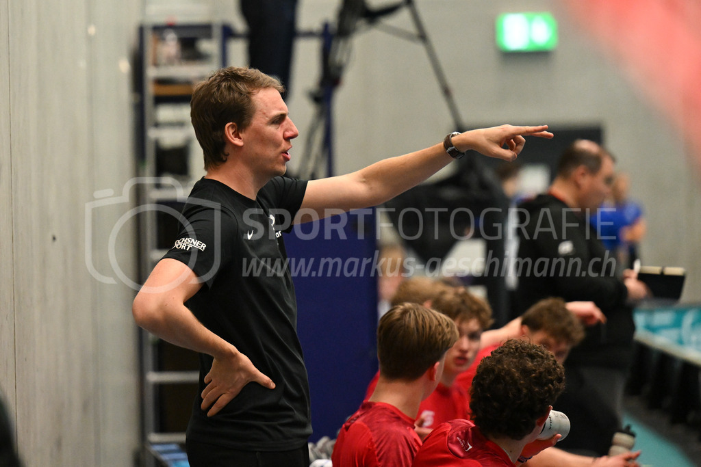Switzerland B U19 vs Finland U19 - 2. February 2024 | Switzerland B U19 vs Finland U19
U19 Men International Matches in Switzerland
GoEasy Arena, Siggenthal Station
Switzerland assistant coach Manuel Antener.
Credit: Markus Aeschimann | <a href="https://www.markus-aeschimann.ch">Sportfotografie Markus Aeschimann</a> | <a href="https://www.instagram.com/sportfotografie.aeschimann">@sportfotografie.aeschimann</a> - Realisiert mit Pictrs.com