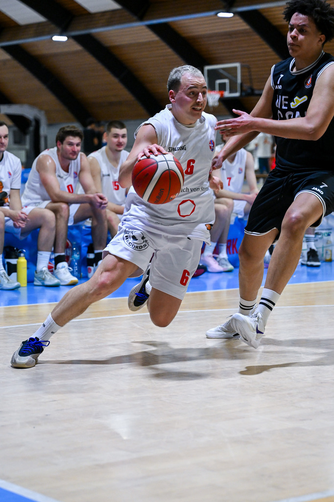gml_075 | Fotos von Basketballspielen aus dem Raum NRW fotografiert von Gero Mueller-Laschet und Daniel Schaefer - Realisiert mit Pictrs.com