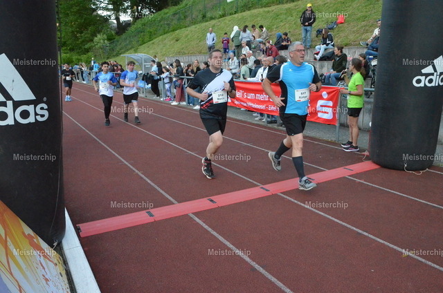 19-35-52_ | Meisterchip Fotoshop - Realisiert mit Pictrs.com