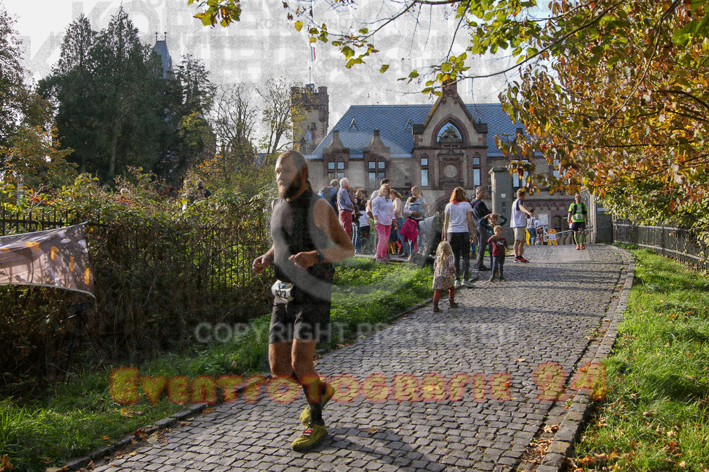 221030_1227_EV8_6195 | Sportfotografie im Rhein-Sieg Kreis, Köln, Bonn, NRW, Rheinland Pfalz, Hessen, etc. Unser Tätigkeitsfeld umfasst den Laufsport vom Volkslauf über den Marathon, Duathlon, Triathon bis zum Ultralauf wie Kölnpfad Ultra oder Schindertrail.