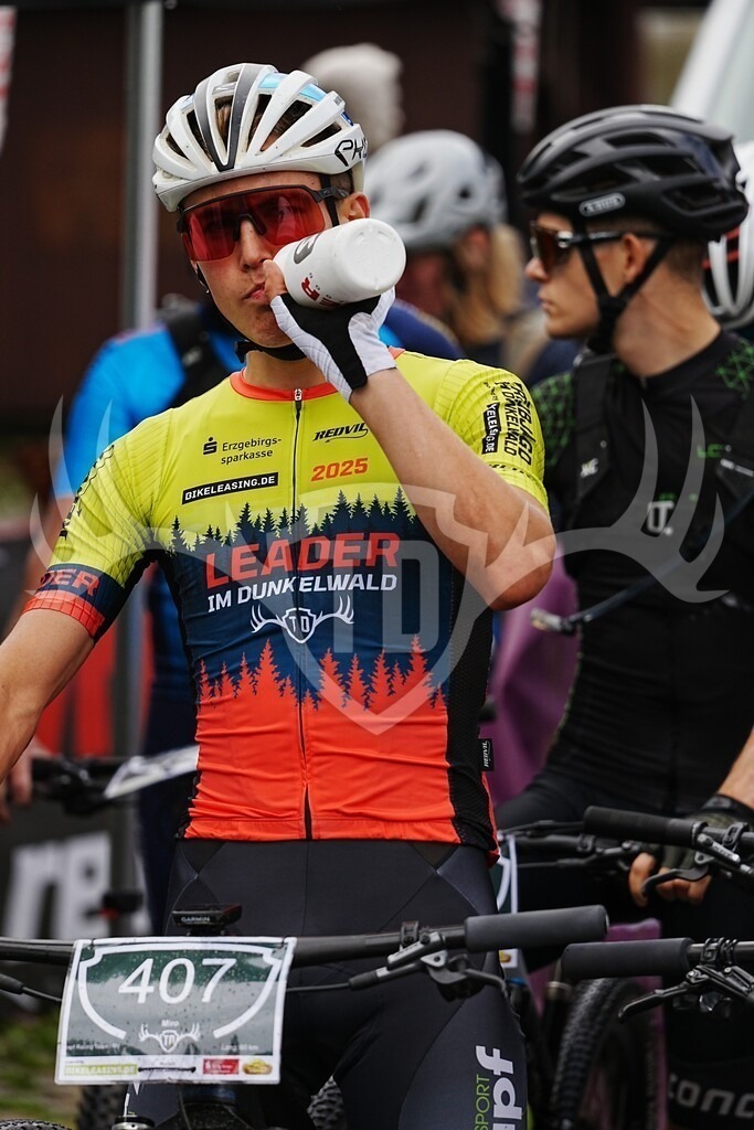 Image00006 | Fotogalerie der Treibjagd im Dunkelwald - Dein MTB Etappenrennen im Erzgebirge - Realisiert mit Pictrs.com