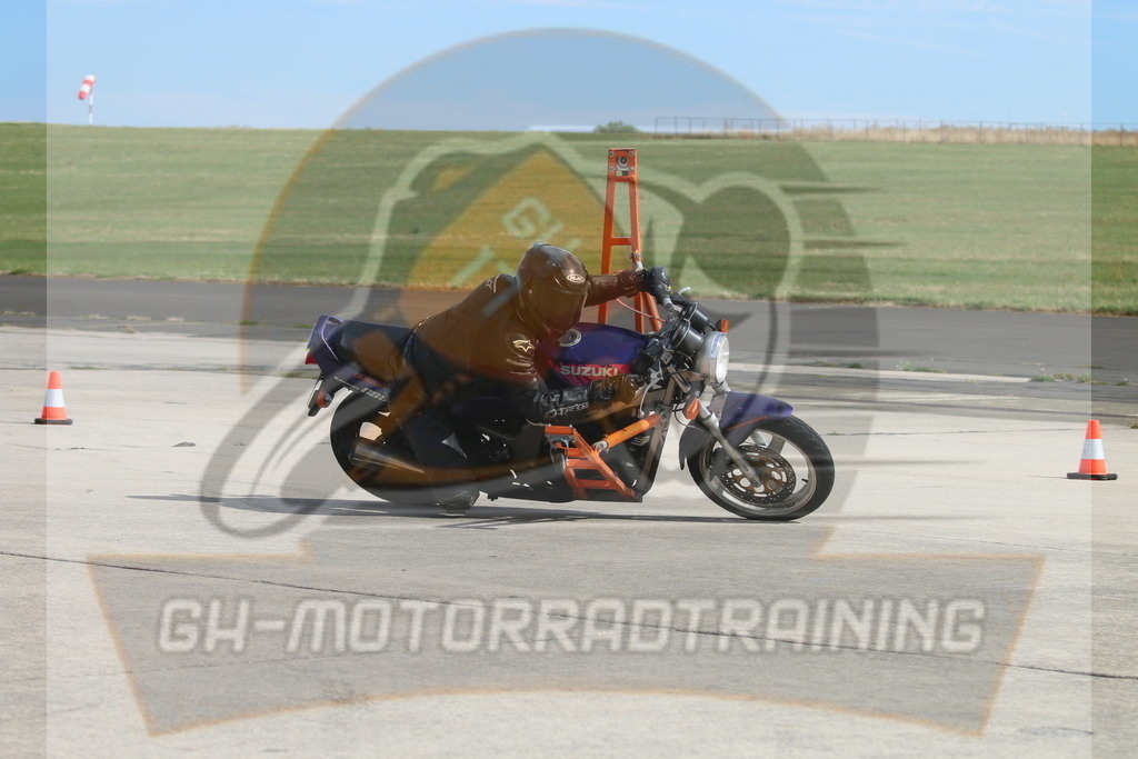 IMG_3824 | gh-motorradtraining-foto.de - Realisiert mit Pictrs.com