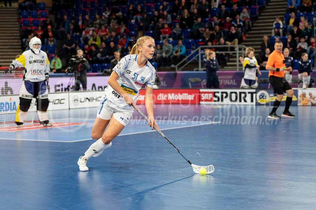 Piranha Chur vs Kloten-Dietlikon Jets - 23. April 2022 | Piranha Chur vs Kloten-Dietlikon Jets
Stimo Arena, Kloten
#51 Sereina Zwissler (Kloten-Dietlikon Jets)
Bild: Sportfotografie Markus Aeschimann | www.markus-aeschimann.ch - Realisiert mit Pictrs.com