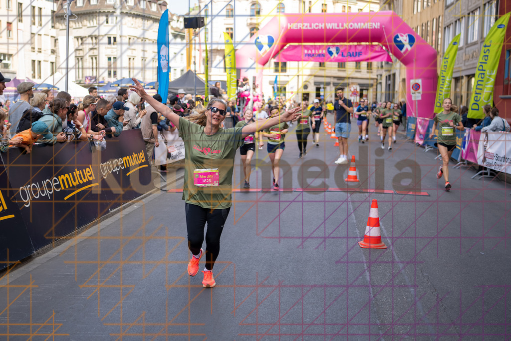 332_Basler_Frauenlauf_2026_p1__Kunzmedia.ch_ | OnlineShop für Bilder kunzmedia.ch