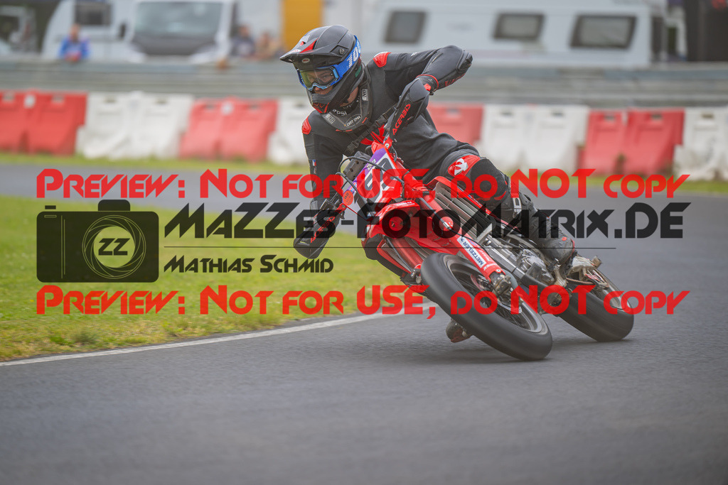 MaZZes-Fotomatrix-20260508-55623 | G4