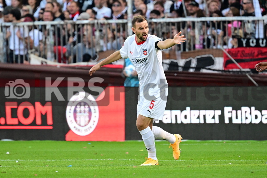 KBS Picture_FCStPauli-Heidenheim_032 | Gimber Benedikt (1FCHeidenheim) ,Sportplatz :  Millerntor Stadion, - Realisiert mit Pictrs.com