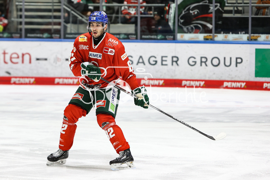 Augsburger Panther - Fischtown Pinguins | Panther Neuzugang Kevin HANDSCHUH (AEV #82) in Aktion / Freisteller / Einzelfoto