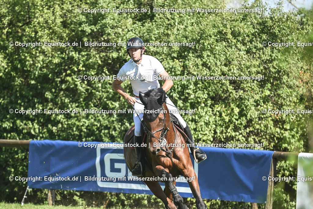 20230908_21_Punktespringen_M_0165 | equistock