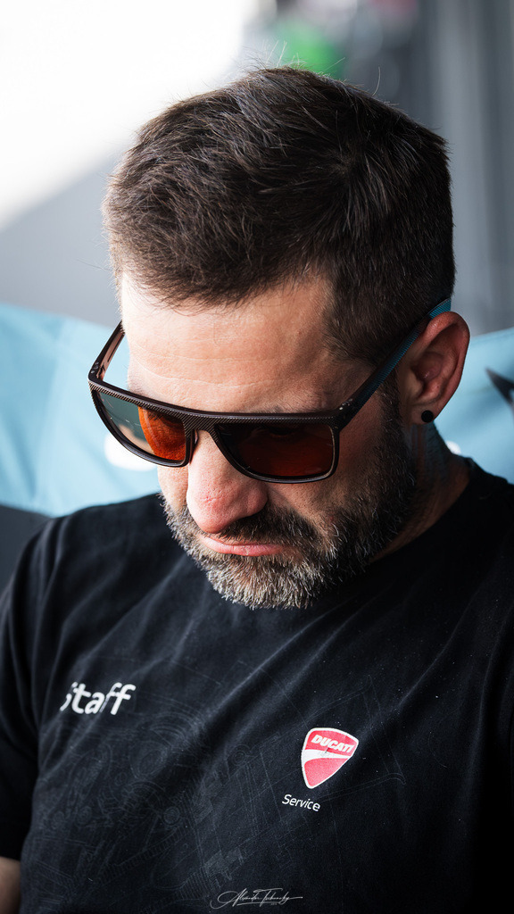 Ducati Trackday Hockenheimring 2026 | Entdecken Sie die faszinierende Welt von Alexander Tschuncky Arts: Kreative Fotografie, atemberaubende Automobilkunst und hochwertiger Bilderdruck. Lassen Sie sich inspirieren! - Realisiert mit Pictrs.com