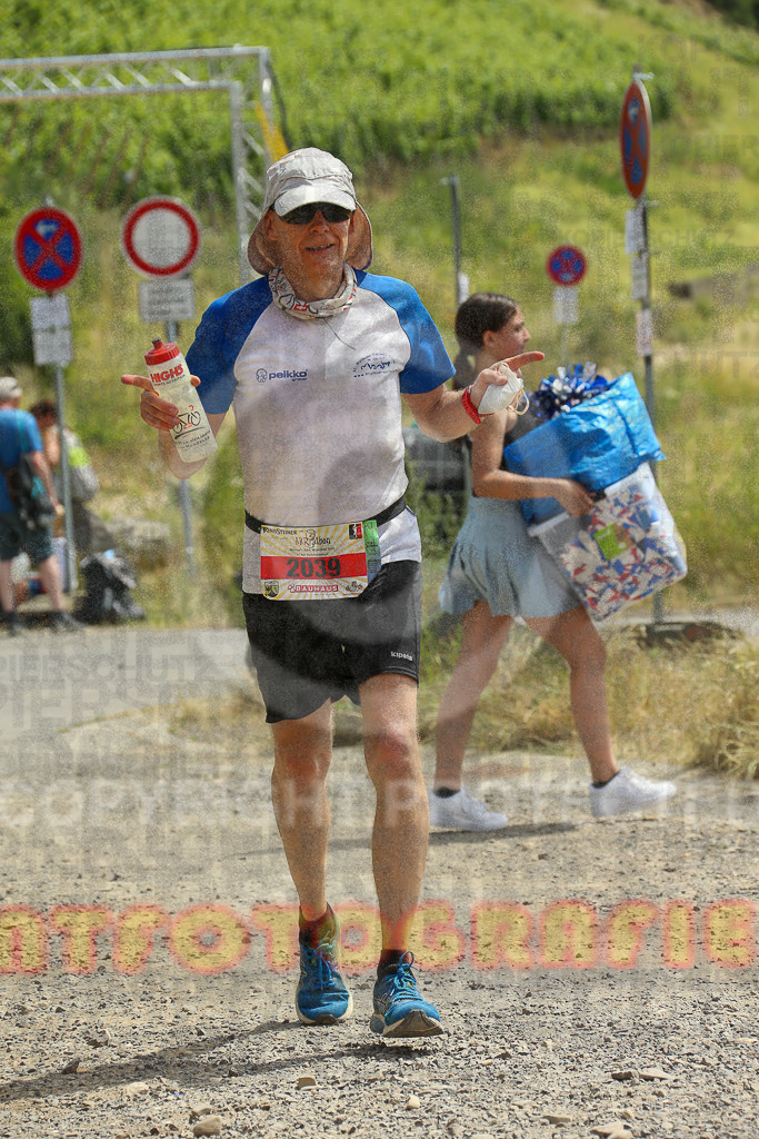 220618_1228_EX1_9870 | Sportfotografie im Rhein-Sieg Kreis, Köln, Bonn, NRW, Rheinland Pfalz, Hessen, etc. Unser Tätigkeitsfeld umfasst den Laufsport vom Volkslauf über den Marathon, Duathlon, Triathon bis zum Ultralauf wie Kölnpfad Ultra oder Schindertrail.