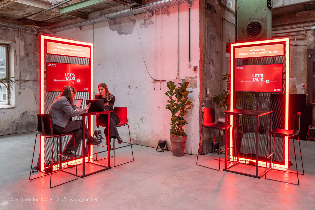 wwb_1983 | <Fotografie> <Video> <Film> <Winfried Bischoff> - Realisiert mit Pictrs.com