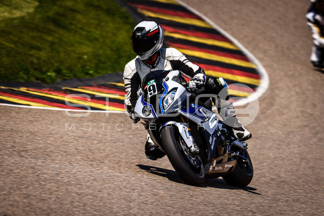 0009-240607_SR-011_9 | Deine Full-Service-Agentur für ✔️Videoproduktionen und ✔️Motorsportfotografie Jetzt Angebot anfragen!