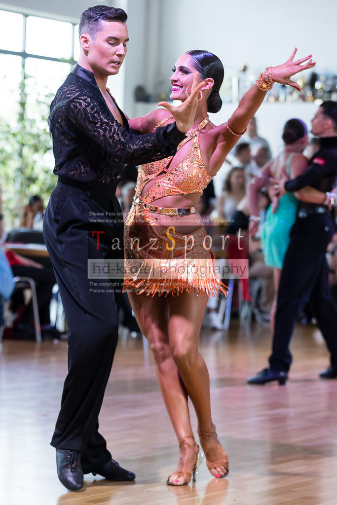 20240616_D-Cup-HGR-Latein_3002 | Tanzsportbilder, Standardtanz, Lateintanz, WDSF, DTV, LTVB, dancecomp, goc, hessen tanzt, blaues band der spree, walzer, tango, wiener walzer, slowfox, quickstepp, samba, rumba, cha-cha-cha, paso doble. jive, hd-kroft photography, turniertanzsport