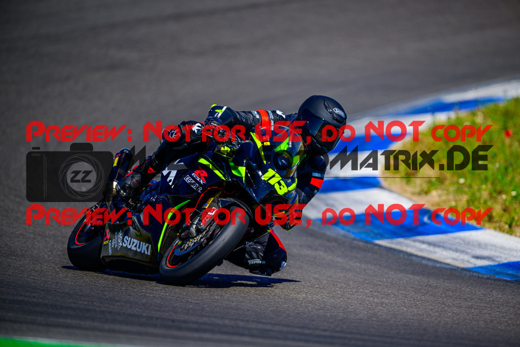 MaZZes_Fotomatrix_20250519_6007705_6736-2 | GELB