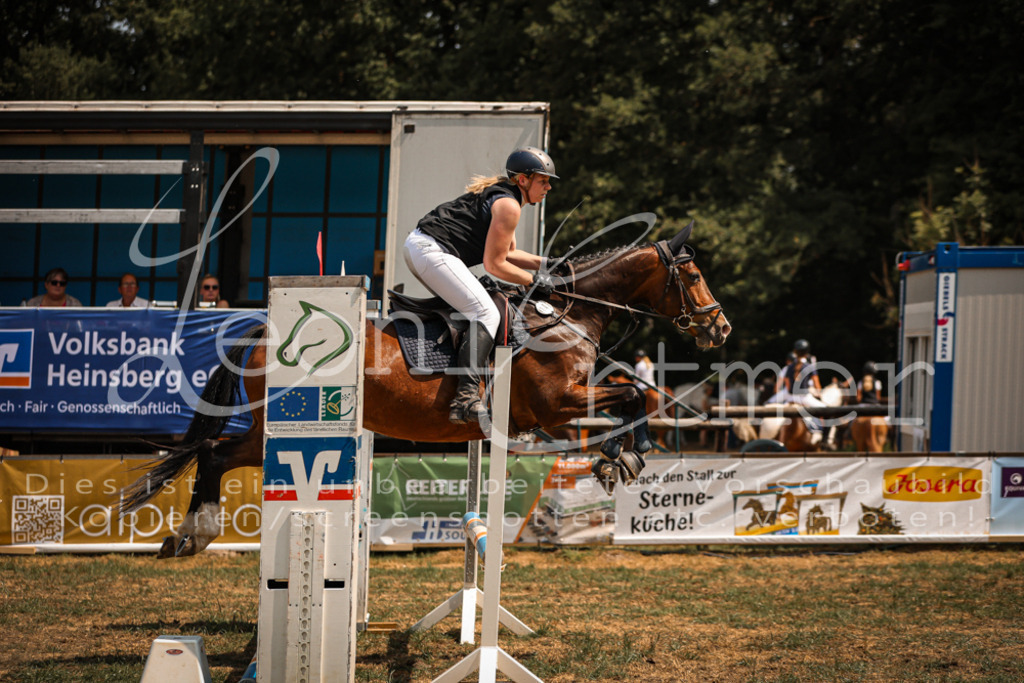 15.SaStE00162 | Leoni Ertmer Photography - Realisiert mit Pictrs.com