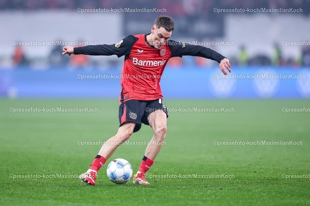 DFB05022502306 | 05.02.2025, Fußball, DFB-Pokal Viertelfinale, Bayer 04 Leverkusen - 1.FC Köln, BayArena, Saison 2024 2025: Florian Wirtz (Bayer04 Leverkusen #10)DFB regulations prohibit any use of photographs as image sequences and or quasi-video.