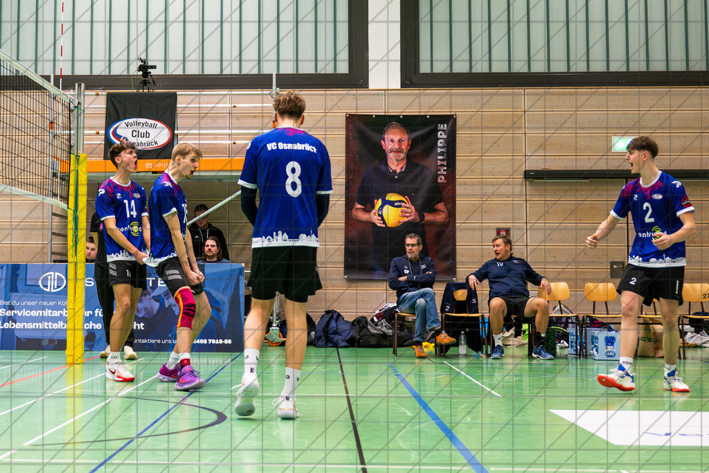 Oberliga 1 Männer 25/26 | VC Osnabrück I vs. Bremen 1860 II | 13.12.25: Oberliga 1 Männer 25/26 | VC Osnabrück I vs. Bremen 1860 II / Osnabrück / Deutschland  //   CREDIT:www.bullenfotos.de, Martin König, Hörner Weg 40, D-49078 Osnabrück, +4917663732967 // Nutzung und Weitergabe nur zu den vereinbarten Zwecken. Presseanfragen an Ersteller. Alle Rechte beim Ersteller. Honorierung nach MFM. - Realisiert mit Pictrs.com